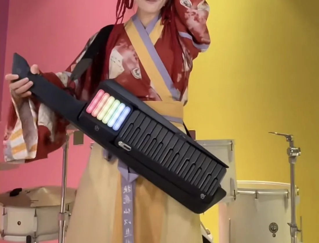 keytar 背带弹唱形态